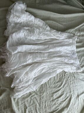 Mlle Gabrielle White Crinkled Tiered Maxi Skirt